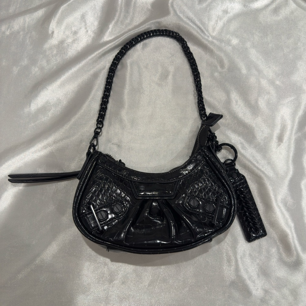 Aldo Glossy Black Shoulder Bag